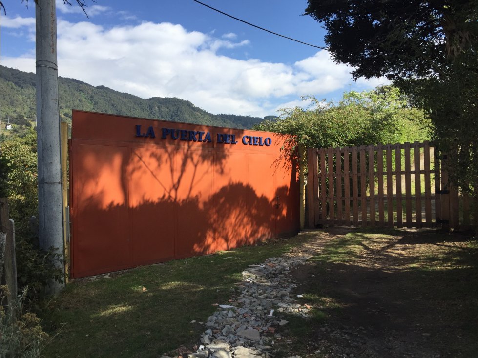 SE VENDE TERRENO  LA CALERA AREA 9.000M2 BOGOTA