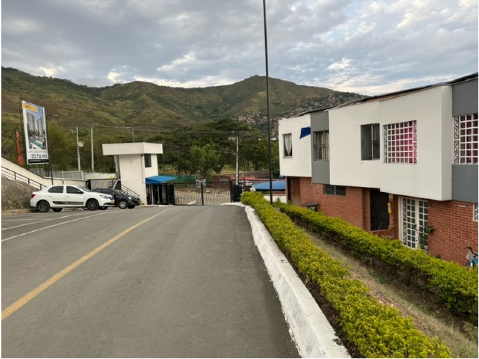 CASA EN VENTA TERRAZAS DE CHIPICHAPE CALI -VALLE