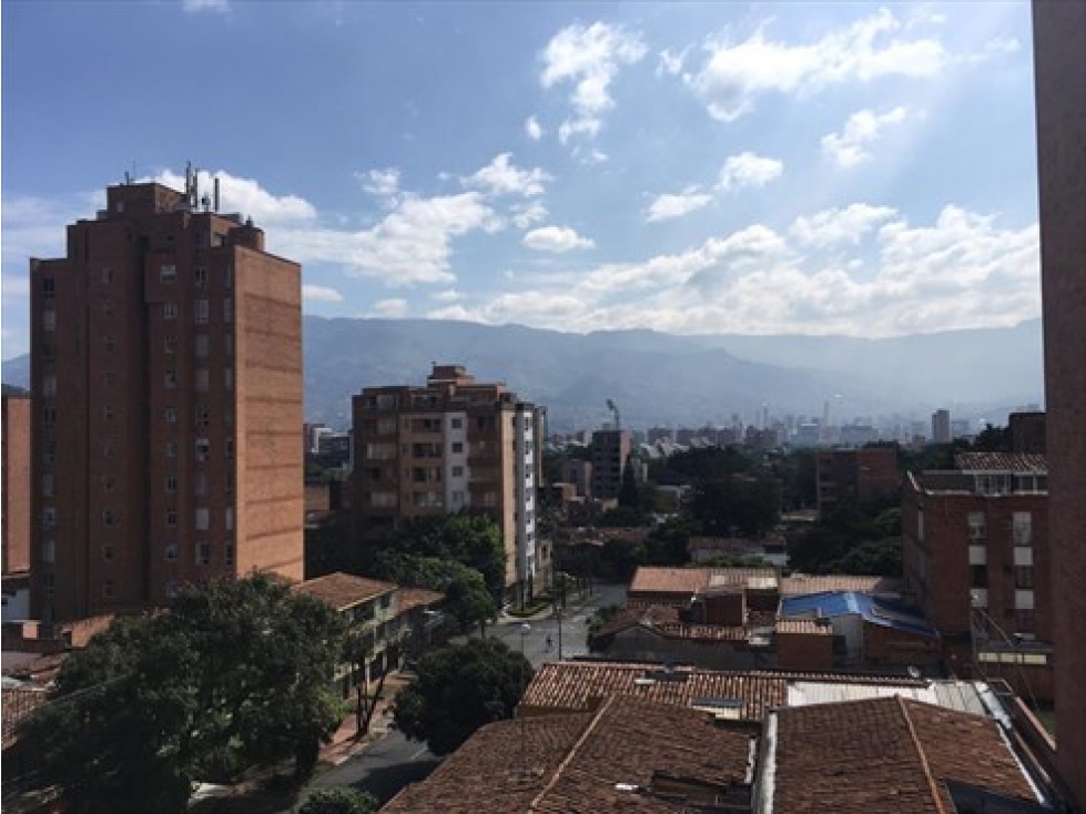 VENTA APARTAMENTO EL VELODROMO CERCA ESTACIÓN DEL METRO LA FLORETASTA