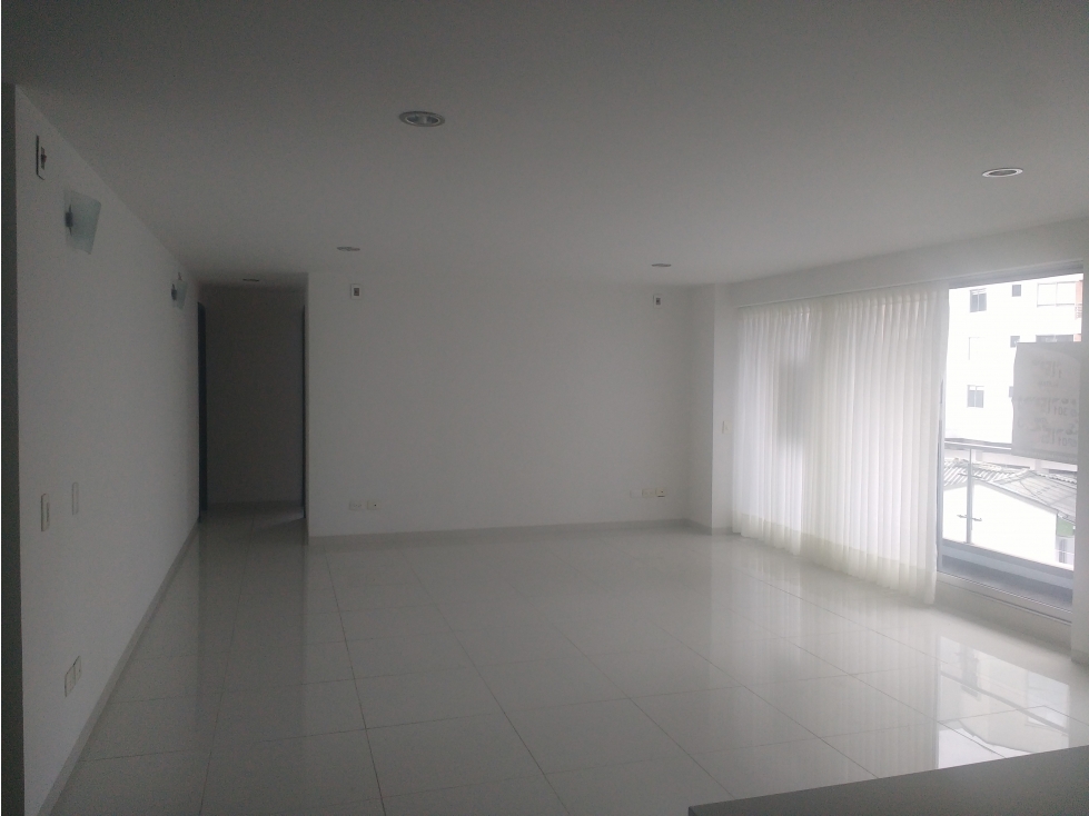 VENDO APARTAMENTO EN PEREIRA AVENIDA CIRCUNVALAR COD 3501616