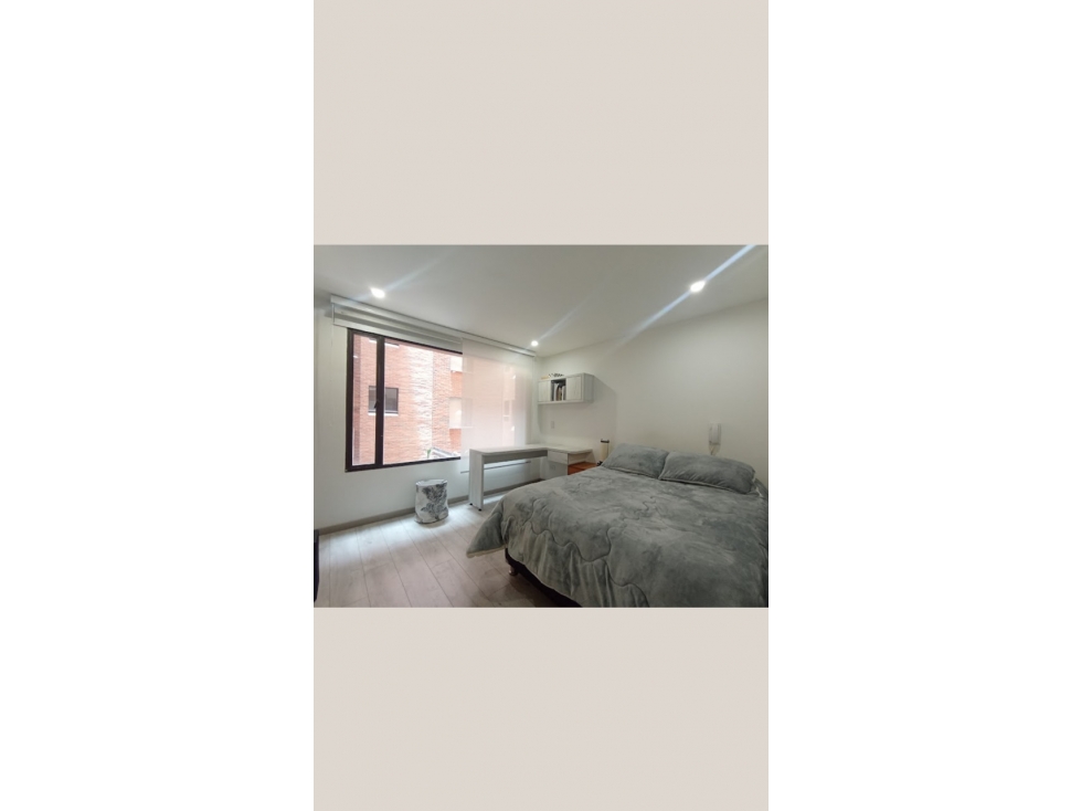 APARTAMENTO REMODELADO EN ROSALES