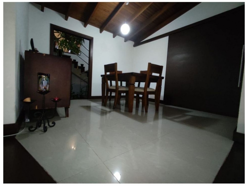 CASA EN ARRIENDO, MEDELLÍN SECTOR LAURELES