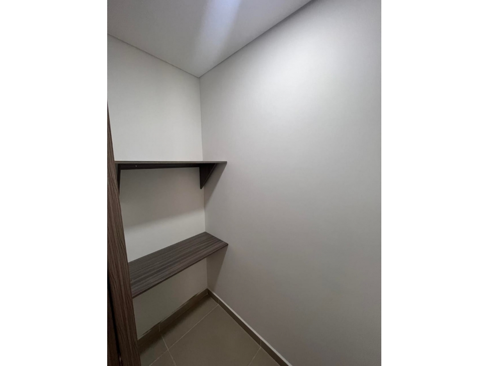 SE VENDE APARTAMENTO EN LA CASTELLANA MEDELLIN