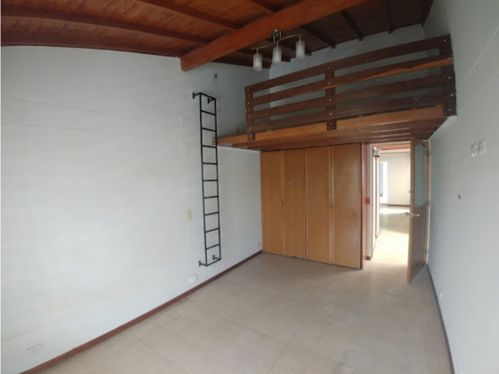 Casa en Venta en Envigado - Milan Vallejuelos