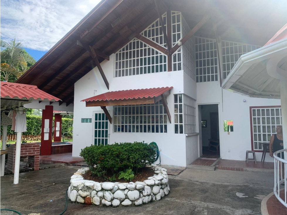 se vende casa quinta villavicencio apiay