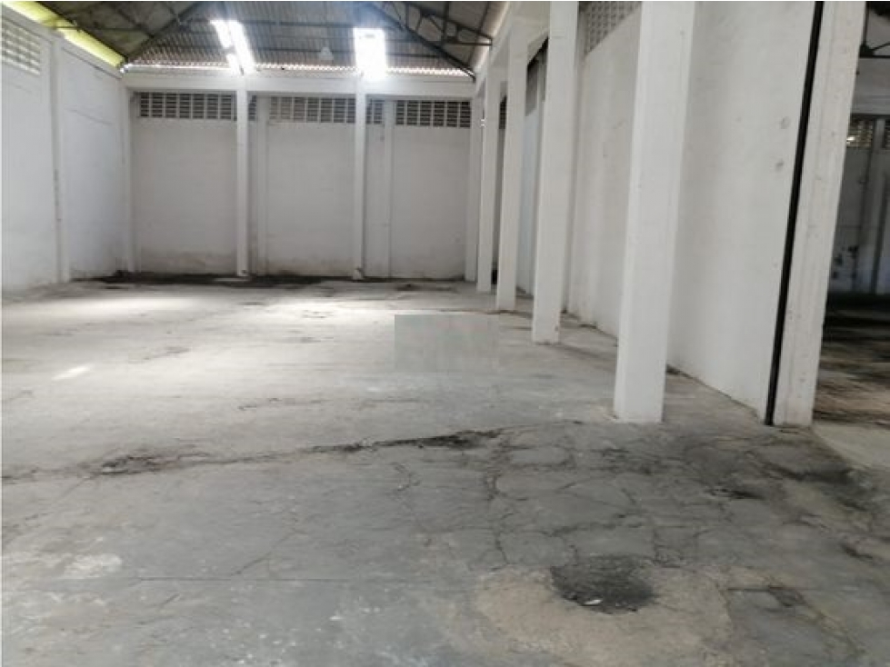 ARRIENDO BODEGA EN EL BOSQUE -  MANZANILLO -  CARTAGENA