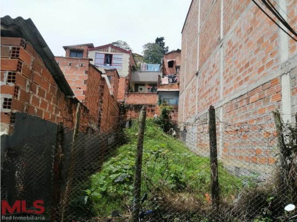 Lote para construir(MLS#236694)