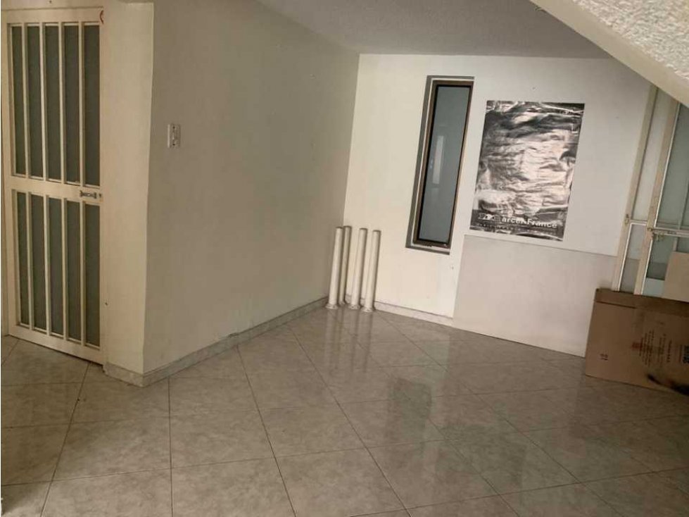 Se vende casa en la igualdad