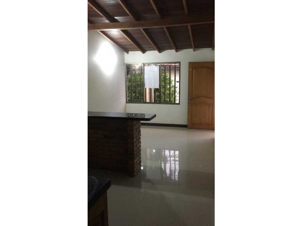 Vende ? Casa en ENVIGADO -EL  DORADO