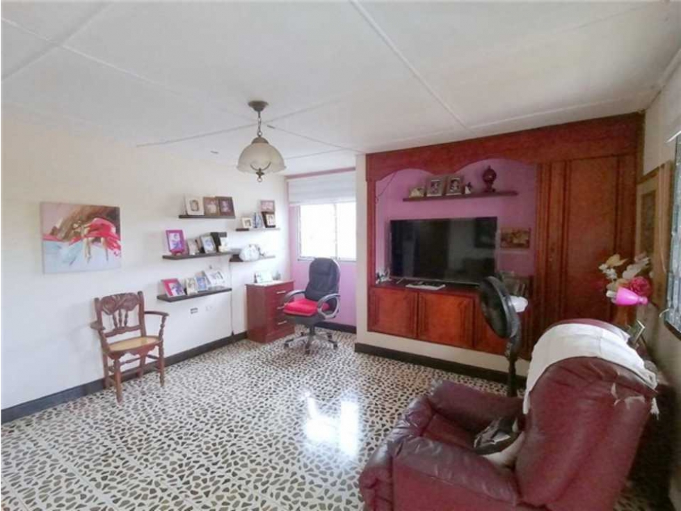 VENTA CASA EN LAS CUMBRES